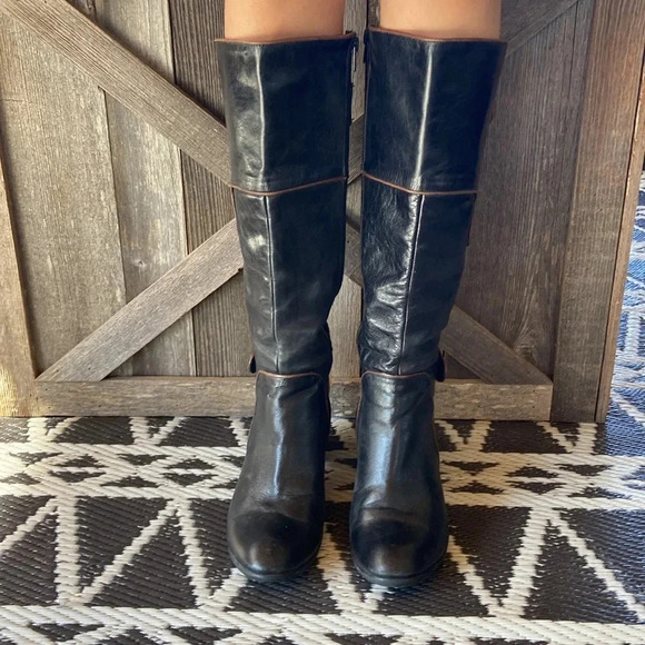 Cobra |  Heeled Knee High Boots - Picture 2 of 9